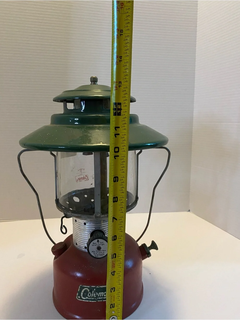 Coleman Lantern Big Hat 228E Double Mantle Green & Red With Bail Handle
